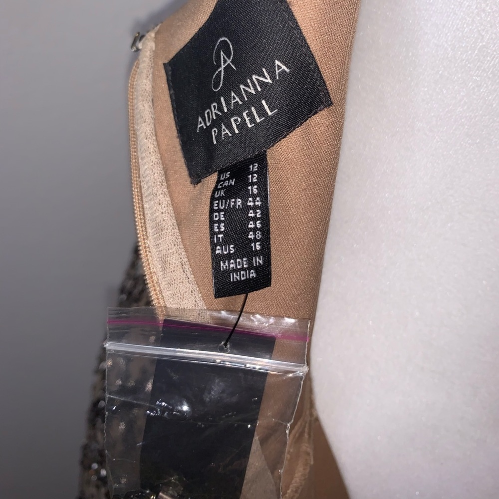 Adrianna Papell Cap Sleeve Beaded Gatsby Gown - Picture 5 of 16